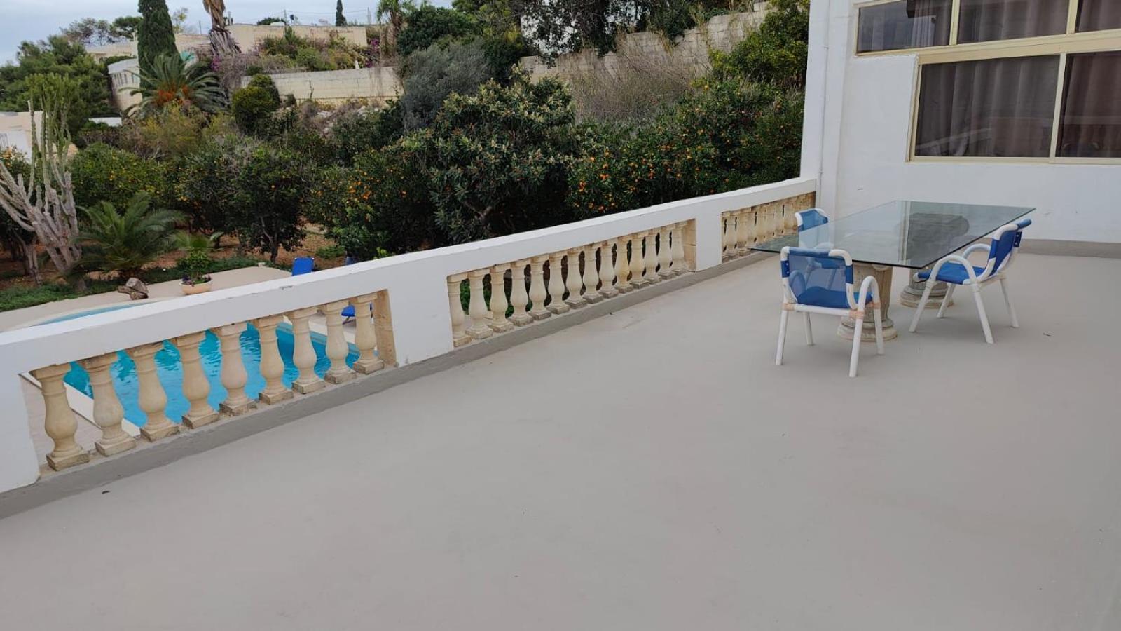 Stunning Villa With Pool, Table Tennis, Table Soccer And A Pool Table Naxxar Exterior foto